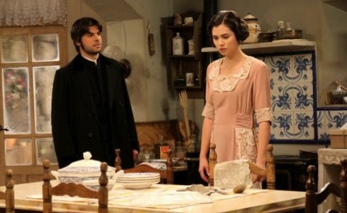 IL SEGRETO ANTICIPAZIONI: MARIA ASPETTA UN FIGLIO