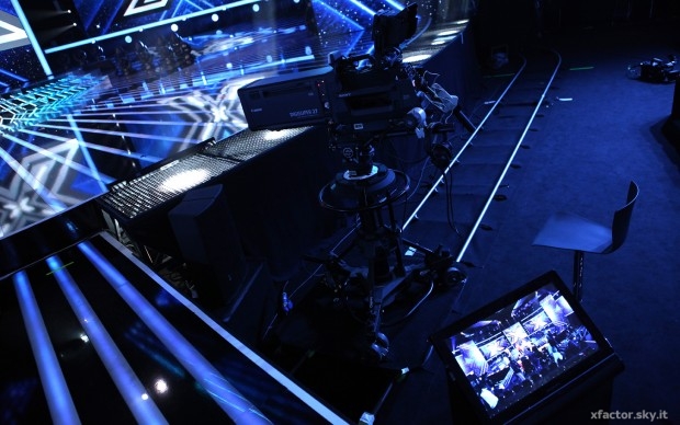 X FACTOR 8: DOPPIO BRANO E DOPPIA ELIMINAZIONE NEL QUINTO LIVE SHOW