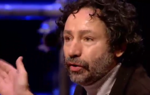 ANNOUNO, ANTONIO SOCCI STRIGLIA I GIOVANI IN STUDIO: HO ORRORE DEL VOSTRO POLLAIO!