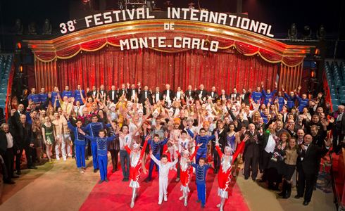 IL TELECOMANDO, LA GUIDA TV DI DM: 24 DICEMBRE 2014. SANTA MESSA, CONCERTO, CIRCO E TANTI FILM NELLA NOTTE DI NATALE