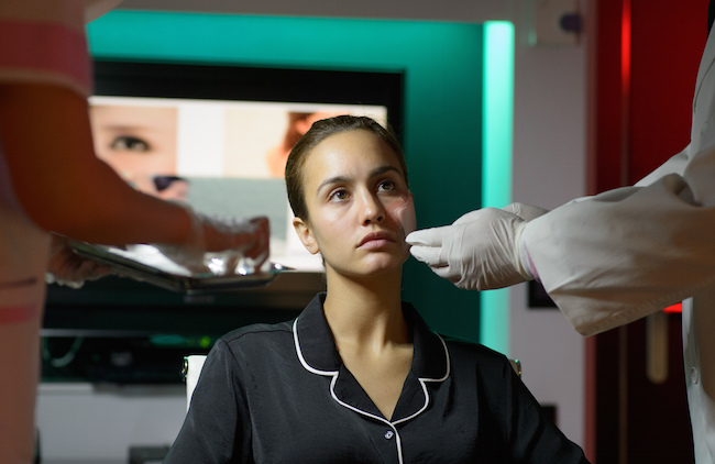 SENZA IDENTITA’: MEGAN MONTANER SARA’ ANCORA “L’ARMA SEGRETA” DI CANALE 5?