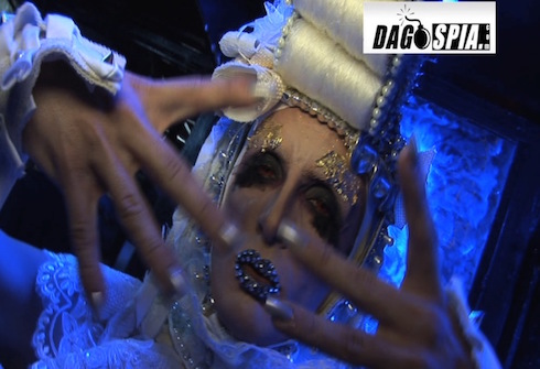 BRUTTI DI NOTTE: AGON CHANNEL INCONTRA DAGOSPIA ED E’ SUBITO… CAFONAL!