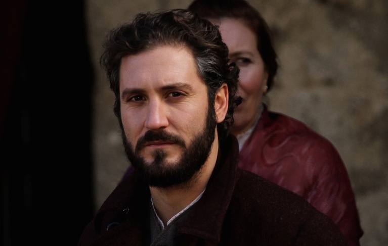 ASCOLTI TV DI DOMENICA 11 GENNAIO 2015: IN 4,3 MLN PER IL SEGRETO (15.54%), BRACCIALETTI ROSSI AL 12.86%