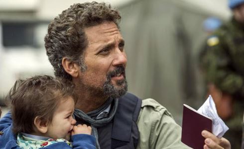 L’ANGELO DI SARAJEVO: BEPPE FIORELLO TORNA IN TV NEI PANNI DI FRANCO DI MARE