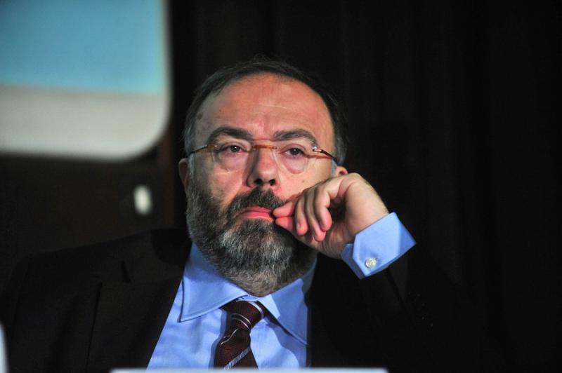 DM LIVE24: 8 GENNAIO 2015. ALDO GRASSO VS MASSIMO BERNARDINI: RONZINANTE, BONNE A TOUT FAIRE