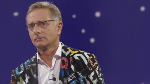 PAOLO BONOLIS: “IL RESTYLING FUNZIONA, BISOGNA INNOVARE NEL LINGUAGGIO E NEL RITMO”. VOI QUALI PROGRAMMI VORRESTE ‘ATTUALIZZARE’?