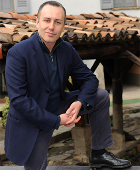 STEFANO MASTROSIMONE: ECCO CHI E’ IL NUOVO GIUDICE DI AVANTI UN ALTRO