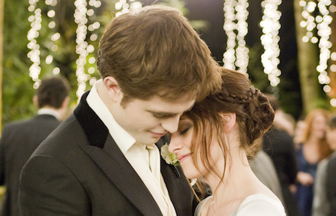 IL TELECOMANDO, LA GUIDA TV DI DM: 6 GENNAIO 2015. CONTRO LA LOTTERIA CANALE 5 SCHIERA TWILIGHT BREAKING DAWN IN PRIMA TV