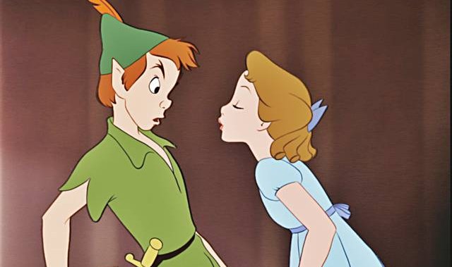 ASCOLTI TV DI LUNEDI 5 GENNAIO 2015: ULTIMO VINCE CON IL 13.47%, PETER PAN SI FERMA AL 10.7%. BOSS IN INCOGNITO CRESCE ANCORA (10.5%)