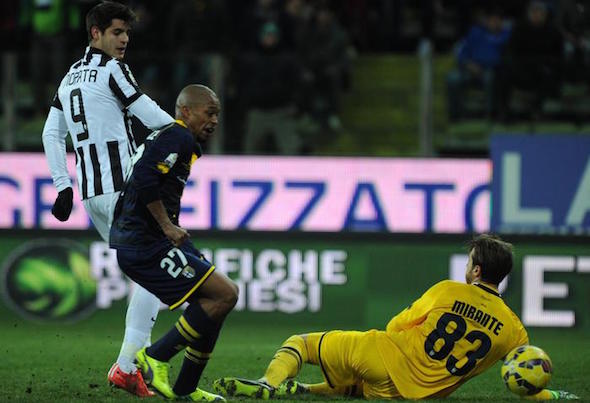 ASCOLTI TV DI MERCOLEDI 28 GENNAIO 2015: IN 5,7 MLN PER PARMA-JUVE (19.98%), SOLO PER AMORE SI FERMA AL 14.39%. BOOM DI IRIS (4.25%) CHE BATTE LE INVASIONI BARBARICHE (3.6%)