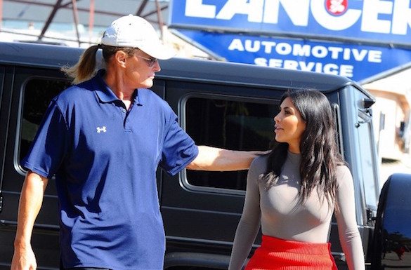BRUCE JENNER (PATRIGNO DI KIM KARDASHIAN) CAMBIA SESSO IN TV