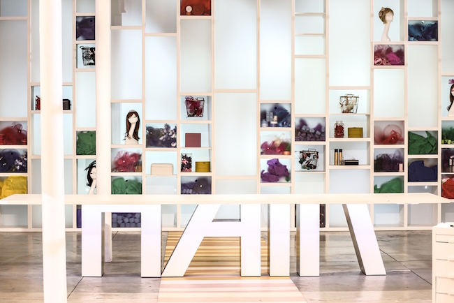 BOOM! ECCO IL SET DI HAIR, IL NUOVO TALENT DI REAL TIME CON COSTANTINO DELLA GHERARDESCA