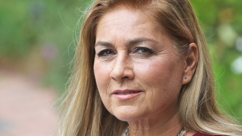 FESTIVAL DI SANREMO 2015, ROMINA POWER SBOTTA: BASTA DOMANDE SU ALBANO. IN ITALIA CI DERIDETE