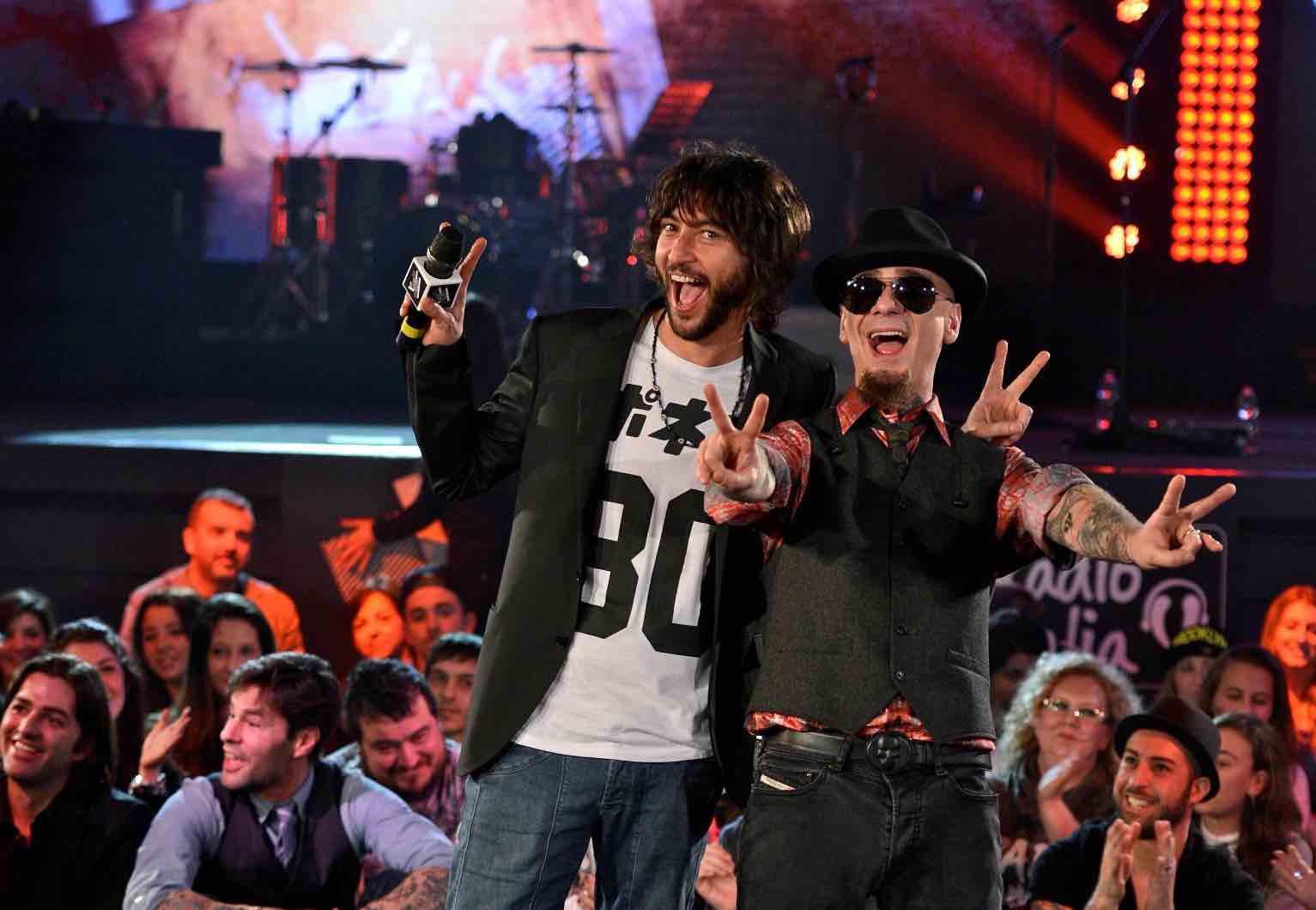 DM LIVE24: 5 MARZO 2015. J AX A FRONTE DEL PALCO – 007 SPECTRE: LE PRIME IMMAGINI A SUPERCINEMA