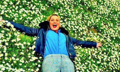 IL CONTADINO CERCA MOGLIE: AD APRILE SIMONA VENTURA PRESENTA I TRONISTI DI CAMPAGNA. LO SHOW PARTE A SETTEMBRE