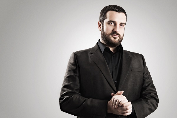 BEST IN TOWN – IL MIGLIORE IN CITTA’: COSTANTINO DELLA GHERARDESCA RADDOPPIA SU REAL TIME MA SOLO CON LA VOCE