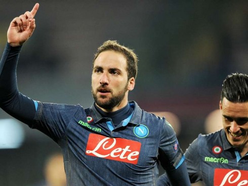 EUROPA LEAGUE 2015: SCATTANO I QUARTI DI FINALE. WOLFSBURG-NAPOLI IN DIRETTA SU CANALE 5. ECCO IL PROGRAMMA TV