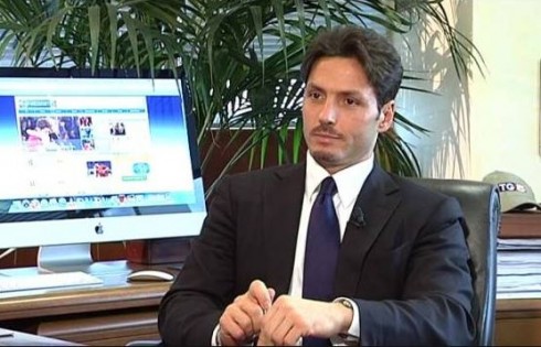 TOP MANAGER TV: ECCO I COMPENSI. MEDIASET TAGLIA ANCORA, URBANO CAIRO RICEVE 5MILA EURO L’ANNO