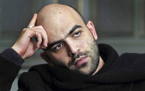 AMICI 2015, ROBERTO SAVIANO OSPITE: “NON C’E’ CONTRADDIZIONE. HO IMPARATO A SCHERMARMI DA FANGO E INSULTI”