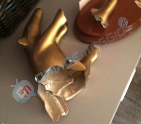 DM LIVE24: 8 APRILE 2015. SELVAGGIA ATTAPIRATA E SFASCIATA – CASTING APERTI PER GF 14 – ISOARDI/SALVINI: IL PRIMO BACIO