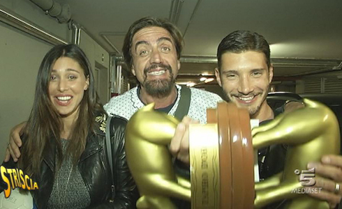 STRISCIA LA NOTIZIA: NUOVO TAPIRO A BELEN E STEFANO