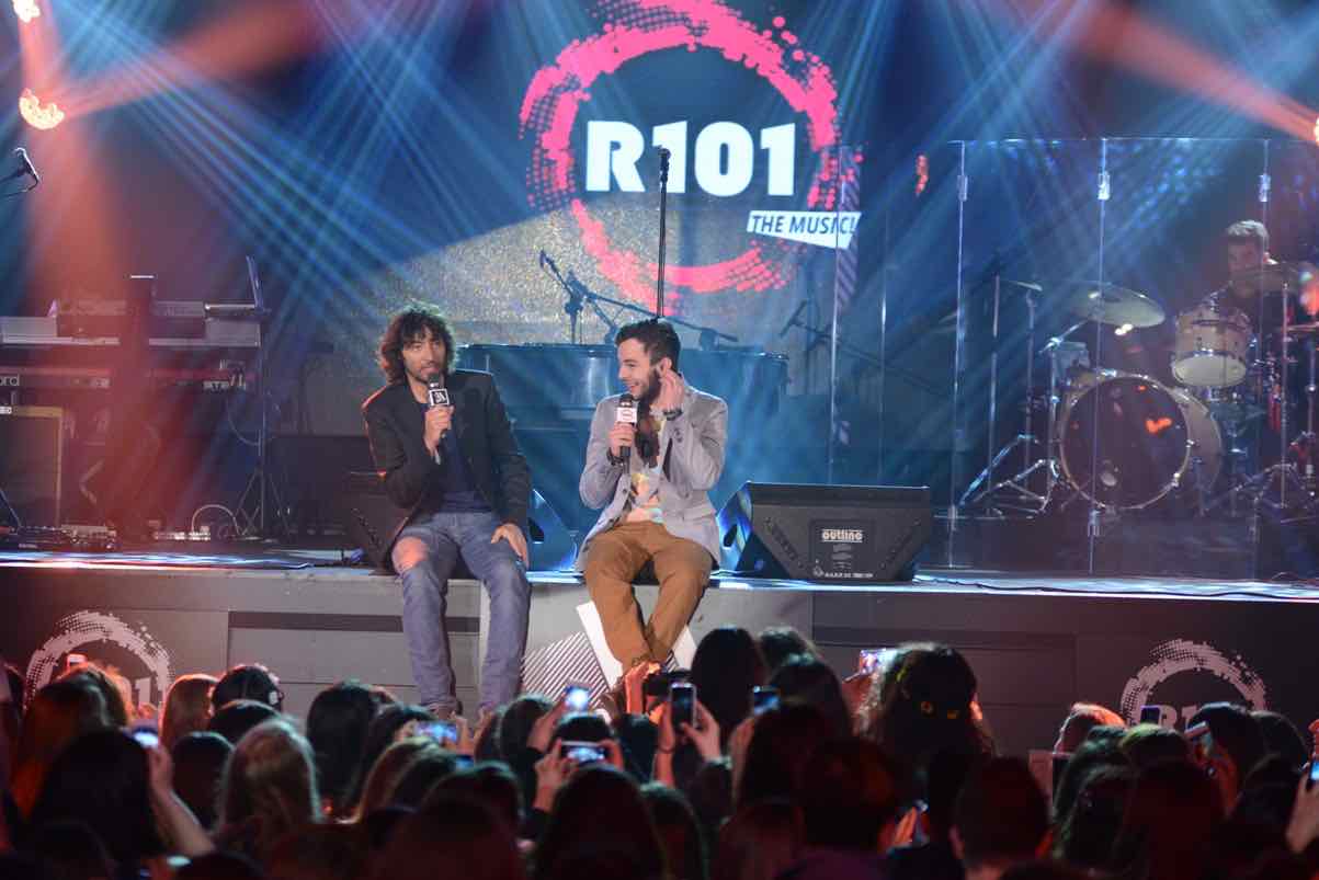 FRONTE DEL PALCO: CHIUDE LA PRIMA EDIZIONE, GIA’ CONFERMATA LA SECONDA. IL BINOMIO MUSICA-ITALIA1 FUNZIONA ANCORA