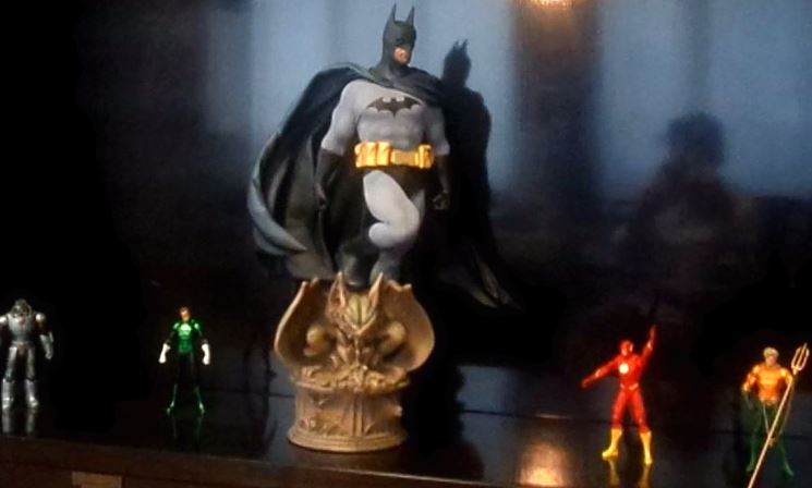 NELL’UFFICIO DI SEBASTIANO LOMBARDI, DIRETTORE DI RETE4