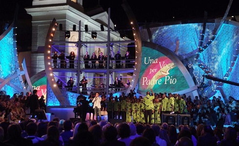 UNA VOCE PER PADRE PIO 2015: ANCORA MUSICA E SOLIDARIETA’ SU RAI1, CON MASSIMO GILETTI E DANIELA FEROLLA