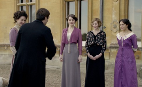 TV D’ESTATE: 5 MOTIVI PER I QUALI GUARDARLA PUO’ ESSERE UN PIACERE