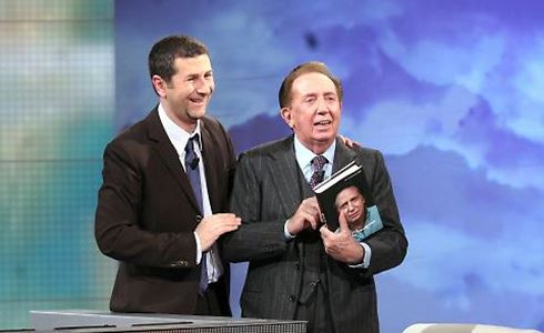 RISCHIATUTTO: CON FABIO FAZIO TORNANO CABINE, CUFFIE, E ANCHE IL “SIGNOR NO”