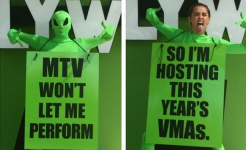 MTV VIDEO MUSIC AWARDS 2015: TUTTE LE NOMINATION. PADRONA DI CASA MILEY CYRUS