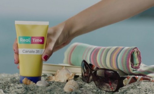 RAI 1 INVITA A PROTEGGERSI DALL’ESTATE GUARDANDO REAL TIME
