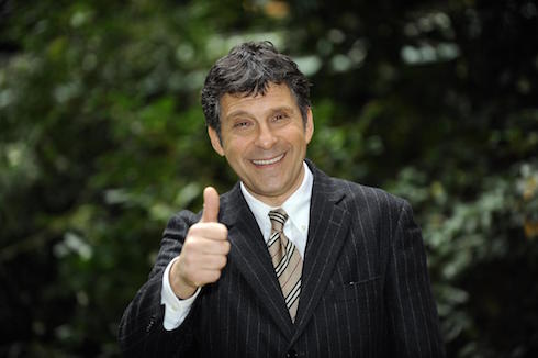 ASCOLTI TV | VENERDI 17 LUGLIO 2015: GLI ITALIANI HANNO SEMPRE RAGIONE STABILI AL 14.18%, SEGRETI E DELITTI SI FERMA AL 10.86%