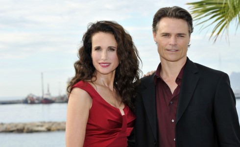 PROGRAMMI TV DI STASERA, MERCOLEDI 5 AGOSTO 2015. NUOVA SFIDA TRA CEDAR COVE E IL PRINCIPE 2
