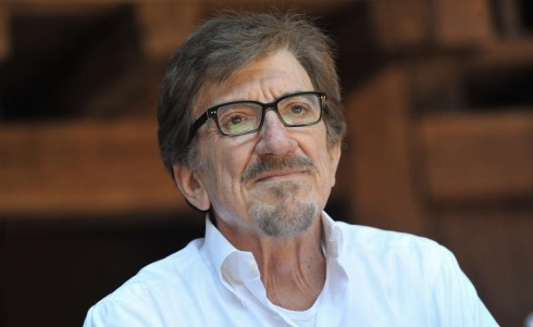 TALE E QUALE SHOW 2015: PROIETTI AL POSTO DI DE SICA. QUARTO GIUDICE A ROTAZIONE