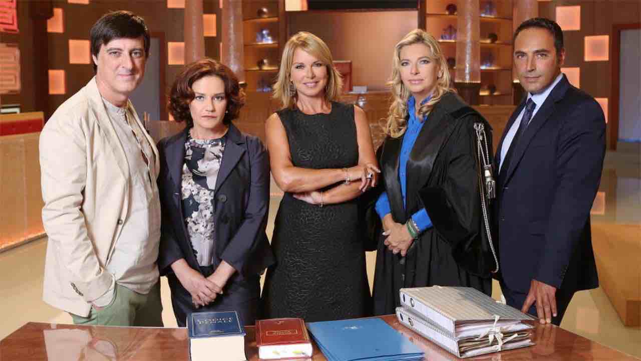 TORTO O RAGIONE? IL VERDETTO FINALE RIPARTE DALLE ‘ACROBAZIE SESSUALI’ DELLA SETTANTENNE LILIANA