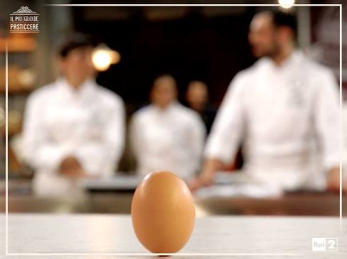 IL PIU’ GRANDE PASTICCERE 2015: DIECI CONCORRENTI SOPRAVVIVONO A PROVE ED ECCESSIVA SEVERITA’