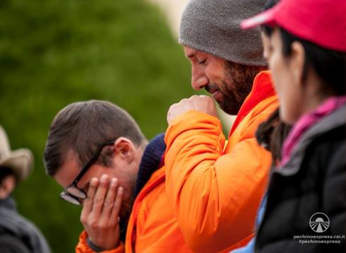 PECHINO EXPRESS 2015, OTTAVA TAPPA: GLI ANTIPODI ELIMINANO GLI ARTISTI TRA LE LACRIME