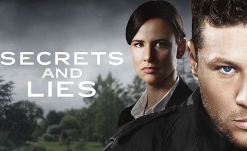 PROGRAMMI TV DI STASERA, DOMENICA 11 OTTOBRE 2015. ULTIMO APPUNTAMENTO SU RAI4 CON SECRETS AND LIES