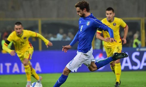 ASCOLTI TV | MARTEDI 17 NOVEMBRE 2015. IN 6,2 MLN PER ITALIA-ROMANIA (22.74%), I MISTERI DI LAURA ALL’11.86%. RECORD PER IL PASTICCERE (8.12%). LO ZECCHINO PARTE DAL 14.91%