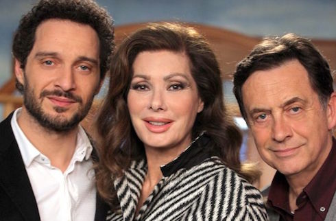 ASCOLTI TV | MARTEDI 1 DICEMBRE 2015. E’ ARRIVATA LA FELICITA’ CALA AL 14.19 E AL 15.56%. I MISTERI DI LAURA ALL’11.66%