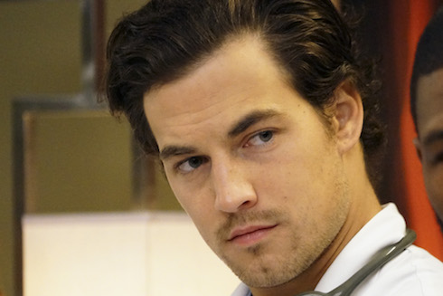 ASCOLTI SKY | LUNEDI 14 DICEMBRE 2015. CRESCE GREY’S ANATOMY (476.423), PARTENZA SOTTOTONO PER QUATTRO MATRIMONI (155.156)