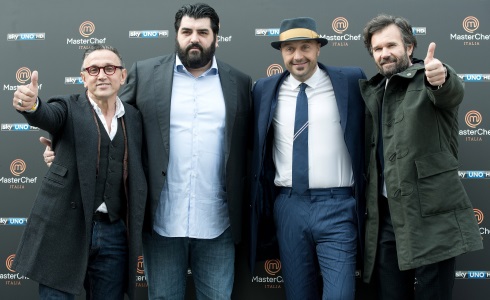 MASTERCHEF 5: TORNA CON CANNAVACCIUOLO LO SHOW RE DEI FORNELLI