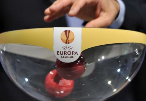 EUROPA LEAGUE 2016, SORTEGGIO SEDICESIMI DI FINALE IN DIRETTA: SARA’ FIORENTINA-TOTTENHAM, GALATASARAY-LAZIO E VILLARREAL-NAPOLI