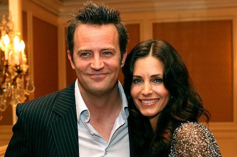 FRIENDS: COURTENEY COX E MATTHEW PERRY SONO FIDANZATI?