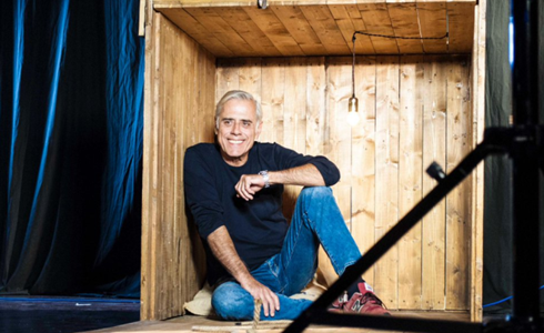 PROGRAMMI TV DI STASERA, SABATO 19 DICEMBRE 2015. ULTIMA PUNTATA DI TEO IN THE BOX