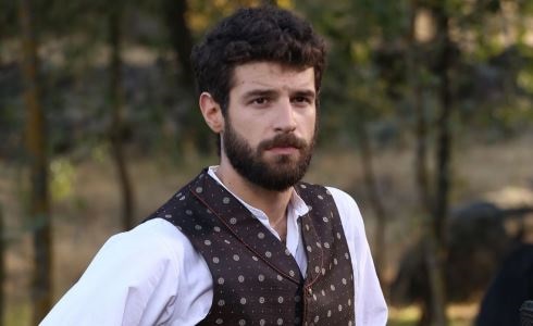 ASCOLTI TV | DOMENICA 10 GENNAIO 2016. QUASI PARITA’ TRA IL SEGRETO (14.87%) E TUTTO PUO’ SUCCEDERE (14.76%)