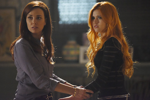 SHADOWHUNTERS: SU NETFLIX SI VA A CACCIA DI DEMONI