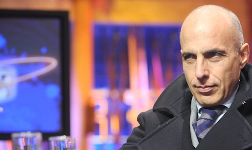 COUNTDOWN DI CAPODANNO ANTICIPATO: LA RAI LICENZIA ANTONIO AZZALINI