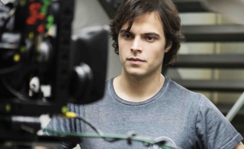 BACIATO DAL SOLE: UNA FICTION METATELEVISIVA DA QUESTA SERA SU RAI 1